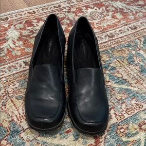 Leather Loafers in black size 7.5